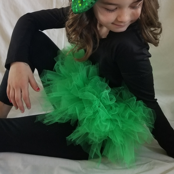 LUCKY & Clover leaf girls customized shirts - Picture 5 of 6